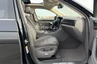 Volkswagen Touareg din 2022 cu 67.660 km - oferta VOL224776 - foto 17