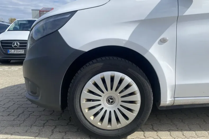 Mercedes-Benz Vito din 2022 cu 57.250 km - oferta MER224777 - foto 9