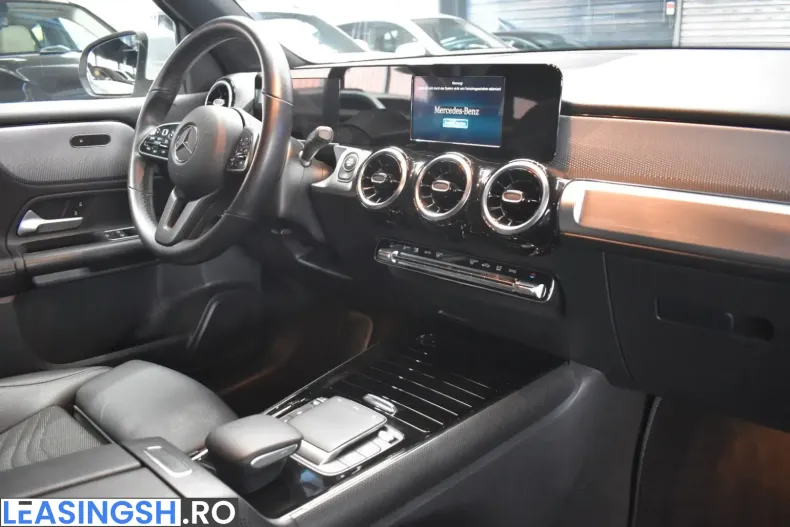 Mercedes-Benz GLB 200 (Clasa GLB) din 2022 cu 45.900 km - oferta MER224784 - foto 11
