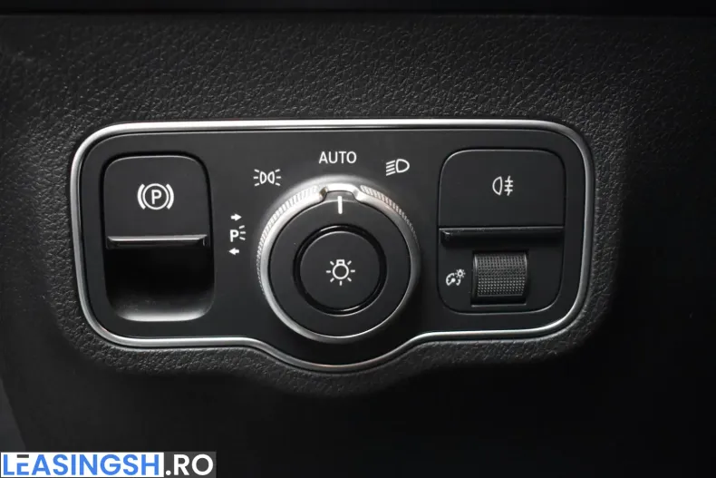 Mercedes-Benz GLB 200 (Clasa GLB) din 2022 cu 45.900 km - oferta MER224784 - foto 21