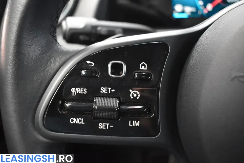 Mercedes-Benz GLB 200 (Clasa GLB) din 2022 cu 45.900 km - oferta MER224784 - foto 28