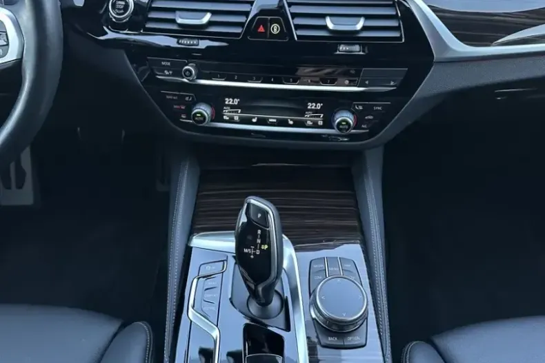 BMW 530 (Seria 5) din 2022 cu 49.750 km - oferta BMW224785 - foto 13