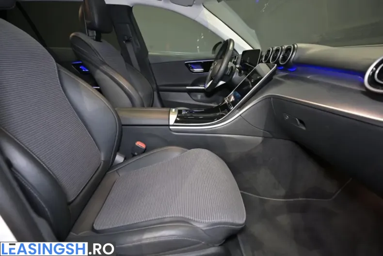 Mercedes-Benz C 220 (Clasa C) din 2023 cu 72.400 km - oferta MER224786 - foto 5