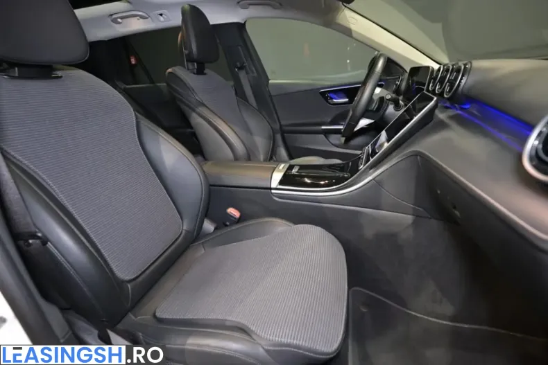 Mercedes-Benz C 220 (Clasa C) din 2023 cu 72.400 km - oferta MER224786 - foto 26