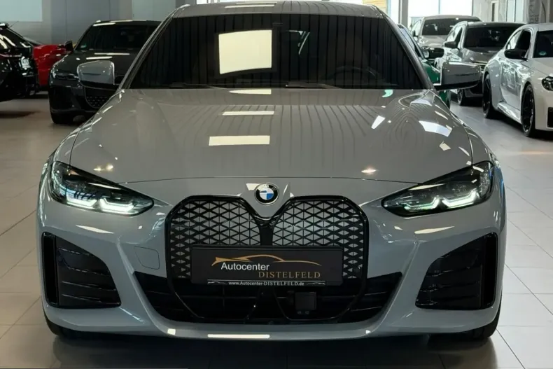 BMW i4 (Seria 4) din 2023 cu 26.386 km - oferta BMW224789 - foto 2