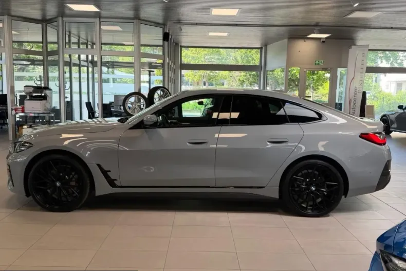 BMW i4 (Seria 4) din 2023 cu 26.386 km - oferta BMW224789 - foto 4