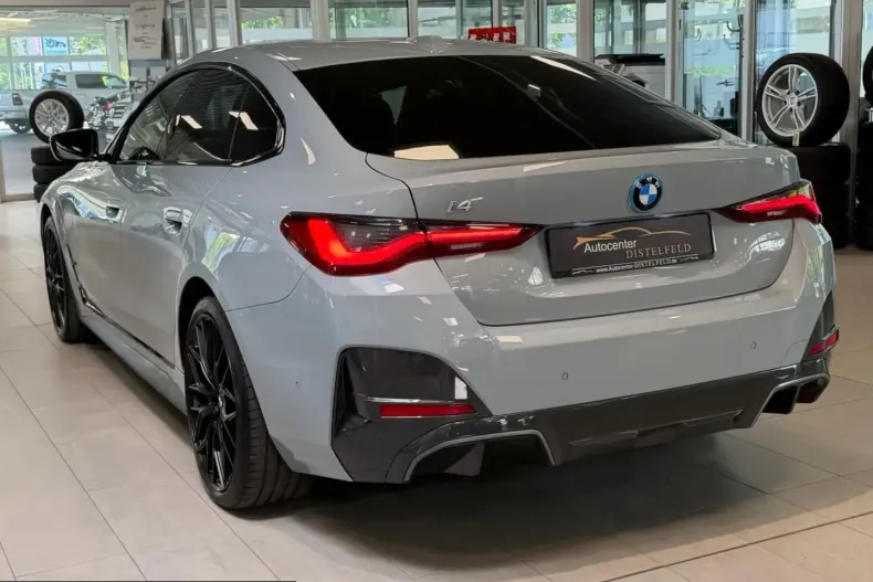 BMW i4 (Seria 4) din 2023 cu 26.386 km - oferta BMW224789 - foto 5