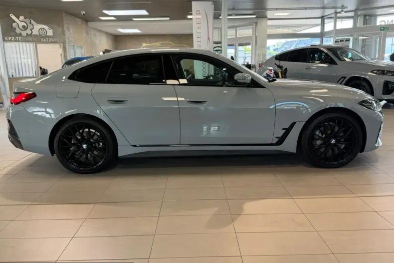 BMW i4 (Seria 4) din 2023 cu 26.386 km - oferta BMW224789 - foto 8
