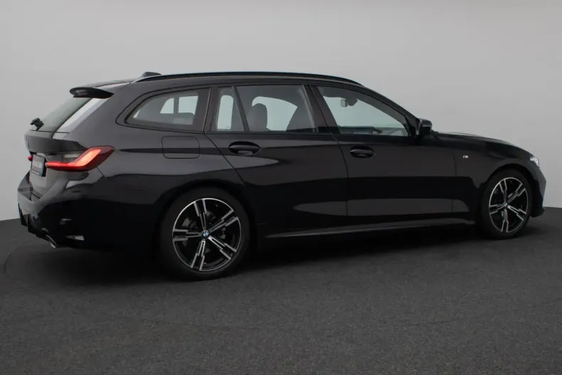 BMW 318d (Seria 3) din 2023 cu 41.039 km - oferta BMW224790 - foto 6
