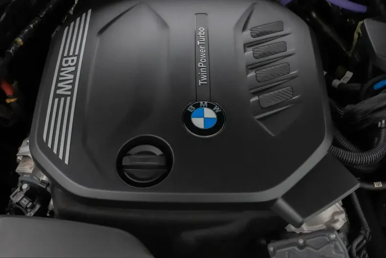 BMW 318d (Seria 3) din 2023 cu 41.039 km - oferta BMW224790 - foto 15
