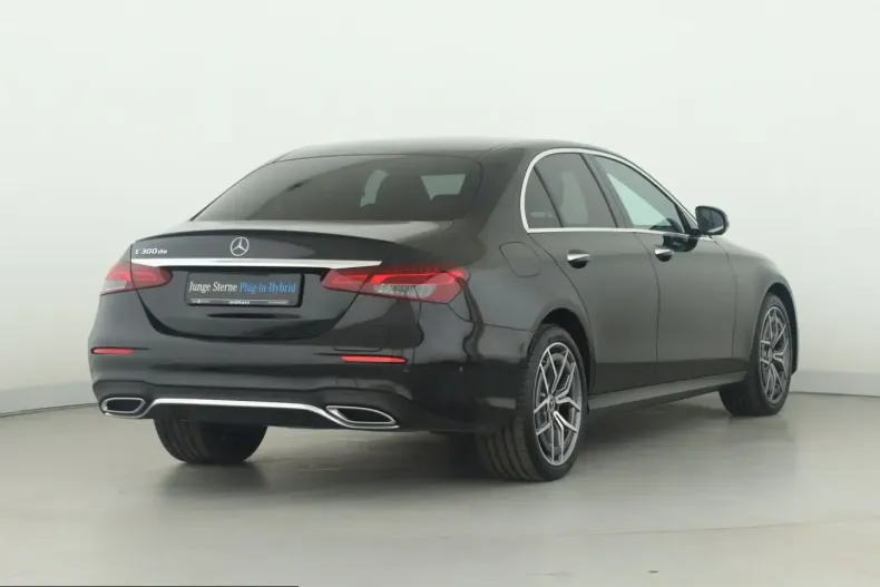 Mercedes-Benz E 300 (Clasa E) din 2022 cu 63.732 km - oferta MER224792 - foto 2