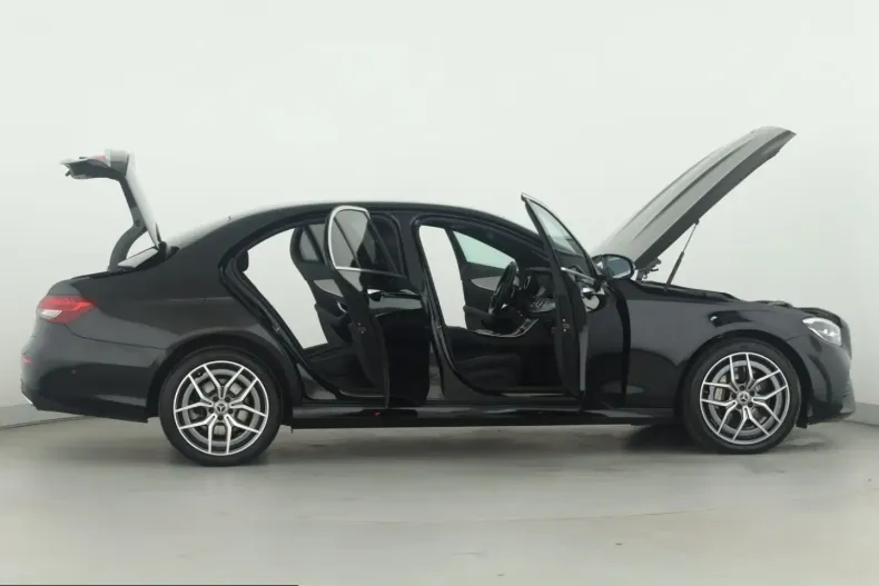 Mercedes-Benz E 300 (Clasa E) din 2022 cu 63.732 km - oferta MER224792 - foto 8