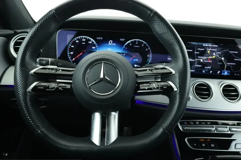 Mercedes-Benz E 300 (Clasa E) din 2022 cu 63.732 km - oferta MER224792 - foto 11