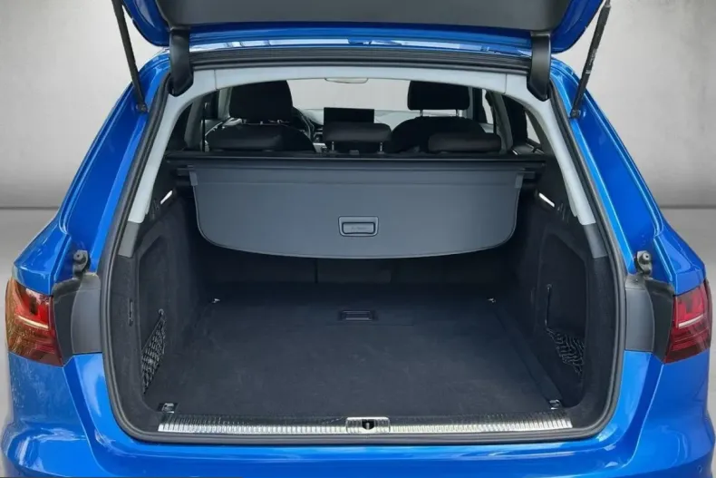 Audi A4 din 2022 cu 65.499 km - oferta AUD224794 - foto 5