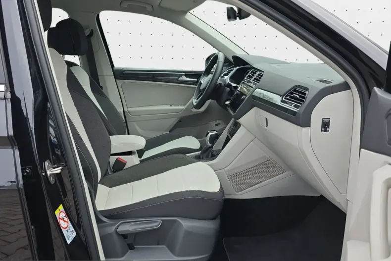 Volkswagen Tiguan din 2024 cu 42.065 km - oferta VOL224795 - foto 5