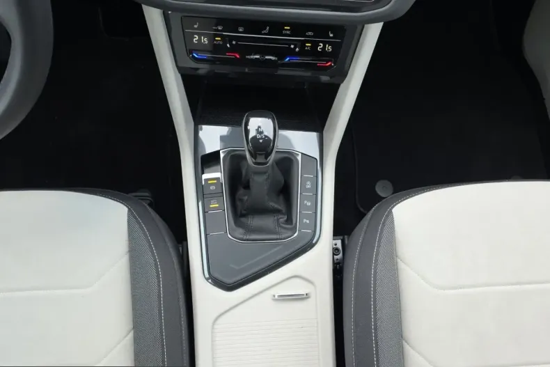 Volkswagen Tiguan din 2024 cu 42.065 km - oferta VOL224795 - foto 8