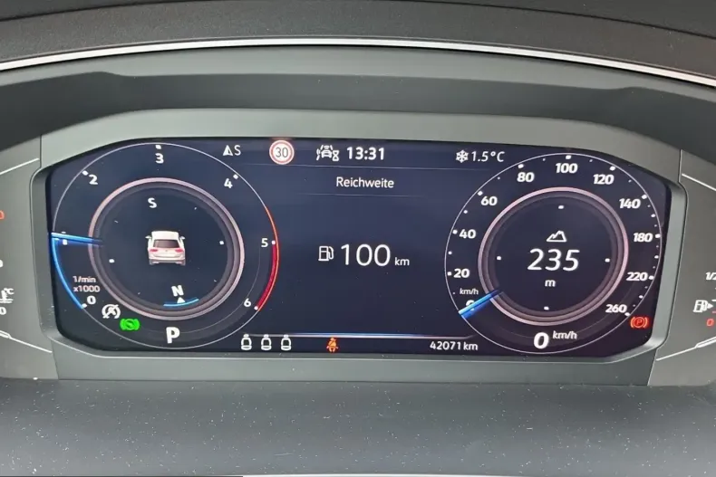 Volkswagen Tiguan din 2024 cu 42.065 km - oferta VOL224795 - foto 10