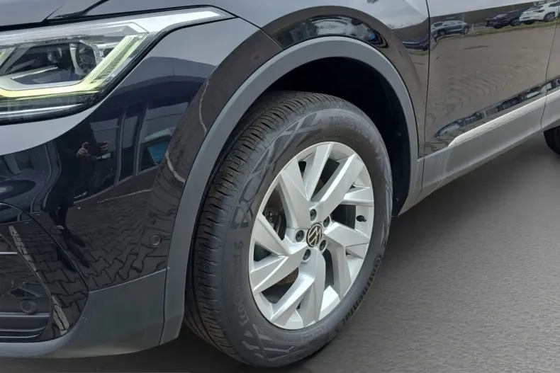 Volkswagen Tiguan din 2024 cu 42.065 km - oferta VOL224795 - foto 14