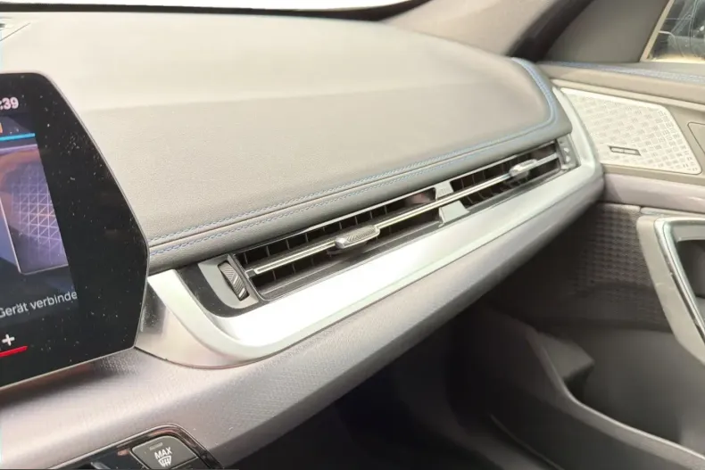 BMW X1 (Seria X) din 2023 cu 64.816 km - oferta BMW224807 - foto 16