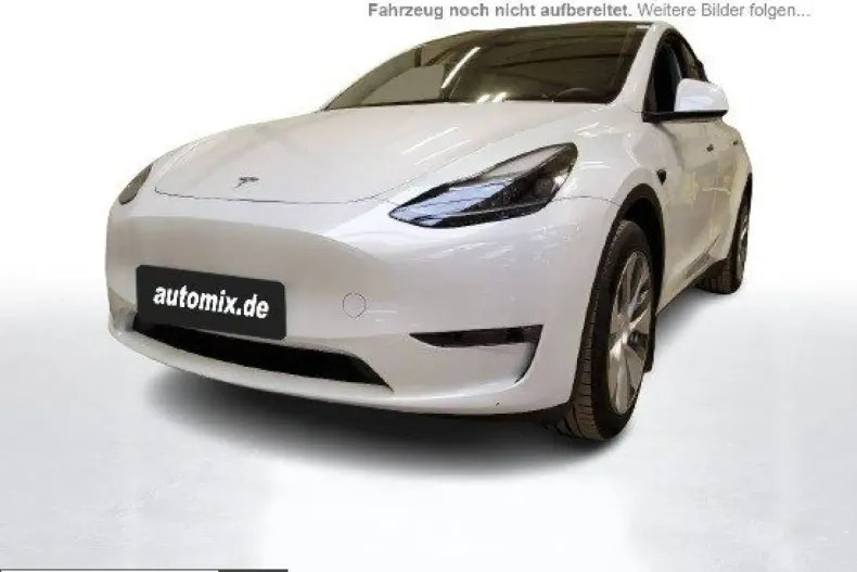 Tesla Model Y din 2023 cu 63.056 km - oferta TES224809 - foto 1