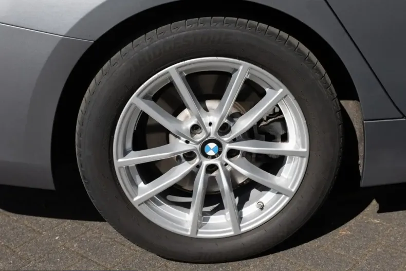 BMW 330 (Seria 3) din 2023 cu 74.252 km - oferta BMW224825 - foto 10