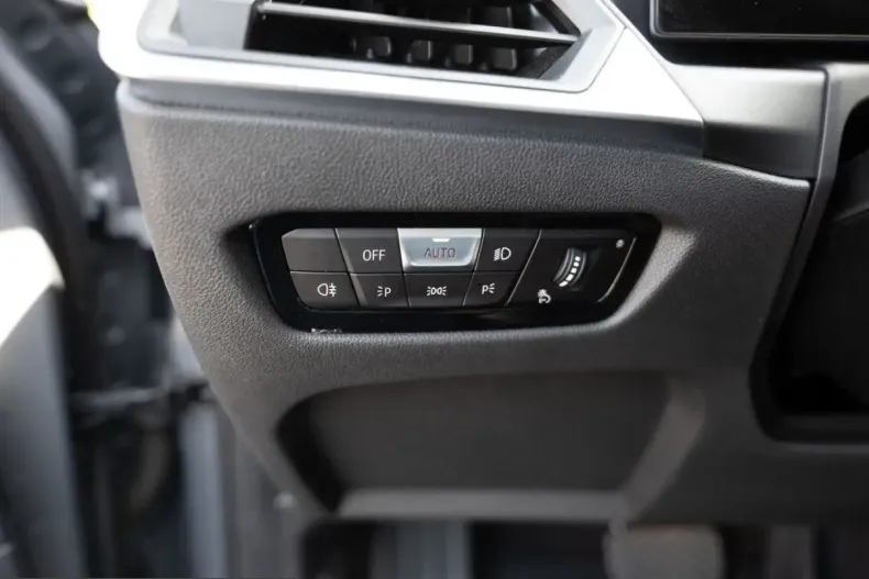 BMW 330 (Seria 3) din 2023 cu 74.252 km - oferta BMW224825 - foto 26
