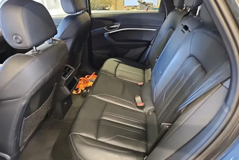 Audi e-tron din 2022 cu 64.705 km - oferta AUD224827 - foto 11