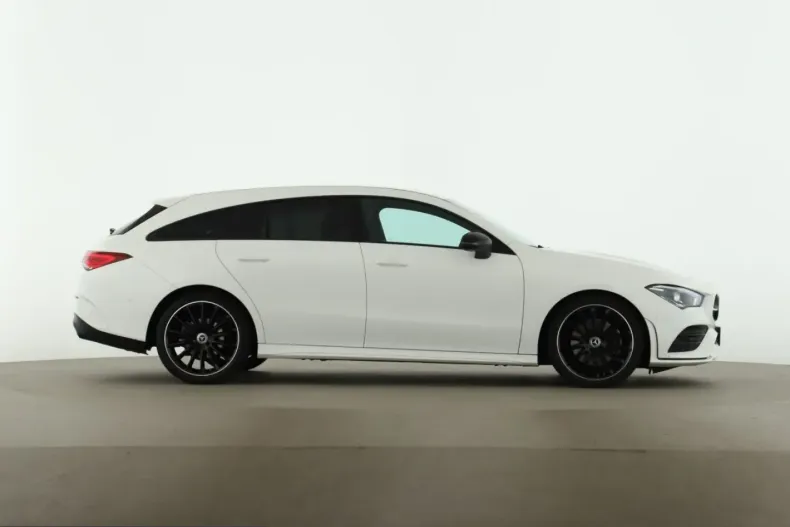 Mercedes-Benz CLA 200 (Clasa CLA) din 2023 cu 22.900 km - oferta MER224830 - foto 8