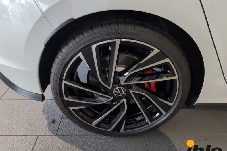 Volkswagen Golf din 2023 cu 59.610 km - oferta VOL224833 - foto 18