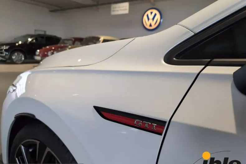Volkswagen Golf din 2023 cu 59.610 km - oferta VOL224833 - foto 22