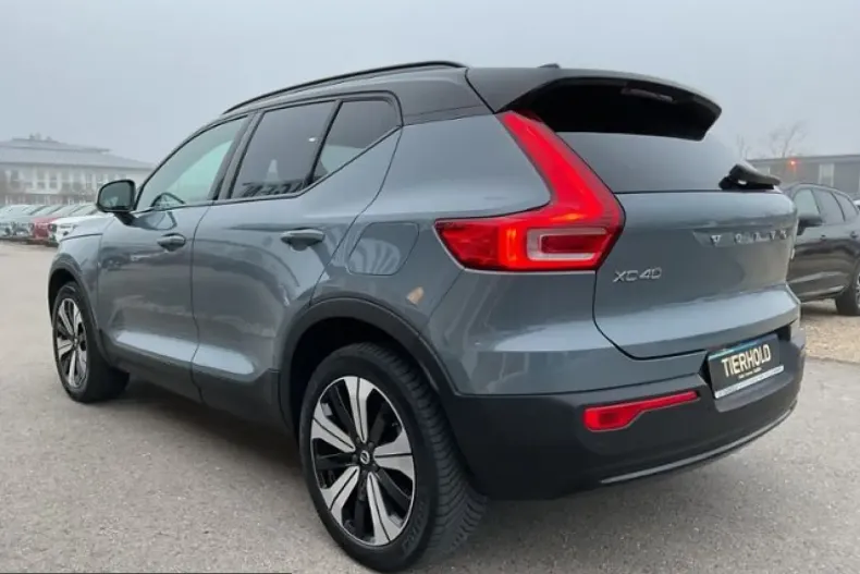Volvo XC40 din 2022 cu 57.500 km - oferta VOL224838 - foto 5