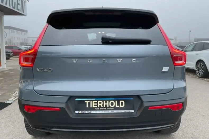Volvo XC40 din 2022 cu 57.500 km - oferta VOL224838 - foto 6