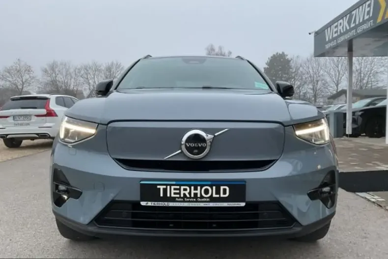 Volvo XC40 din 2022 cu 57.500 km - oferta VOL224838 - foto 10