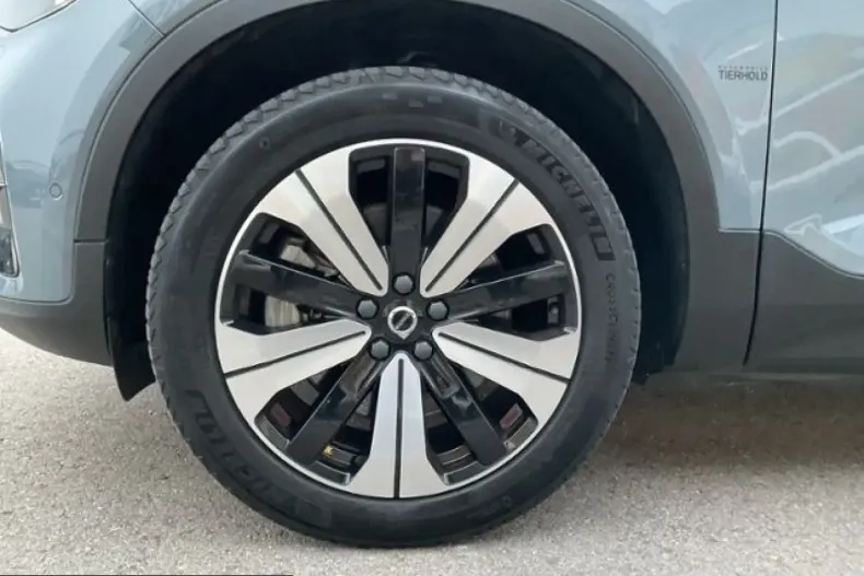 Volvo XC40 din 2022 cu 57.500 km - oferta VOL224838 - foto 11