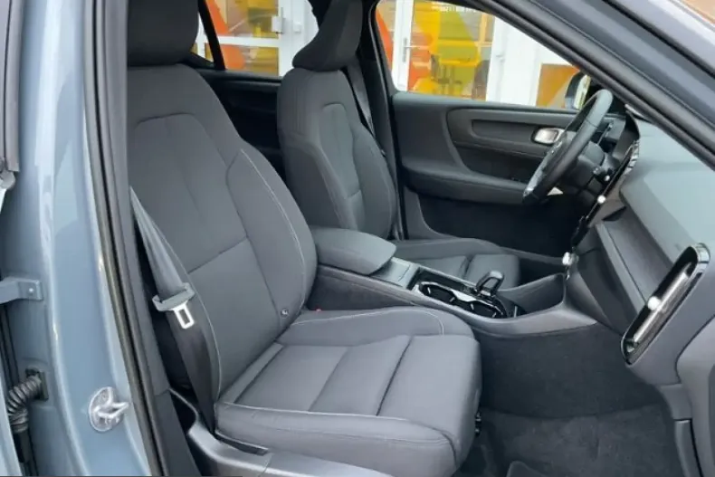 Volvo XC40 din 2022 cu 57.500 km - oferta VOL224838 - foto 17