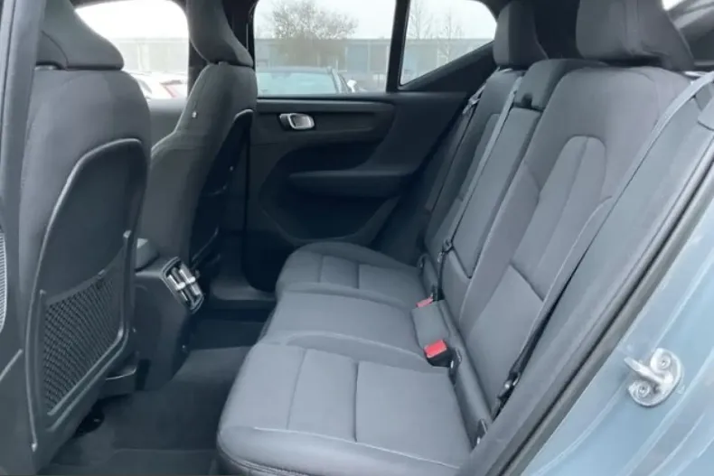 Volvo XC40 din 2022 cu 57.500 km - oferta VOL224838 - foto 19