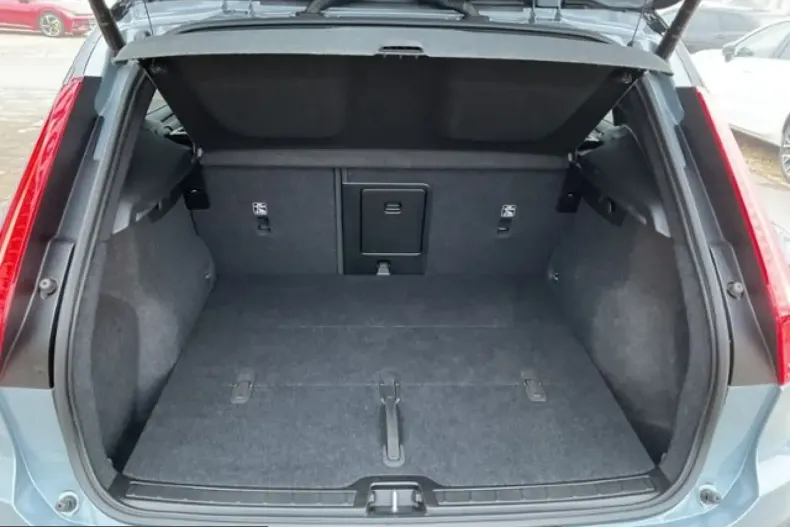 Volvo XC40 din 2022 cu 57.500 km - oferta VOL224838 - foto 20