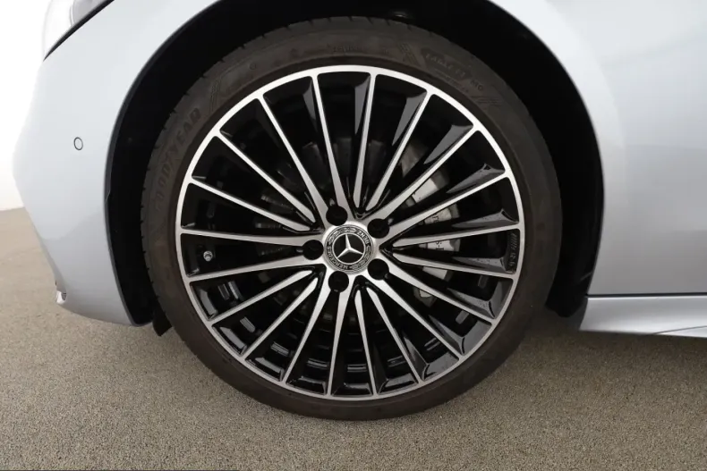 Mercedes-Benz C 220 (Clasa C) din 2025 cu 29.700 km - oferta MER224840 - foto 17
