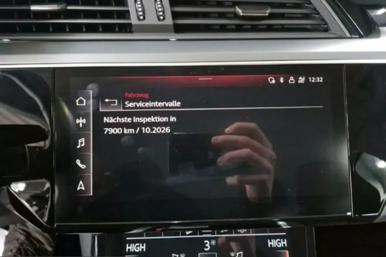 Audi e-tron din 2022 cu 79.600 km - oferta AUD224843 - foto 17