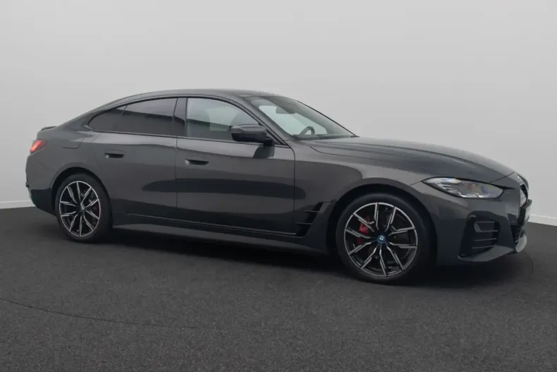 BMW i4 (Seria 4) din 2023 cu 58.700 km - oferta BMW224849 - foto 4