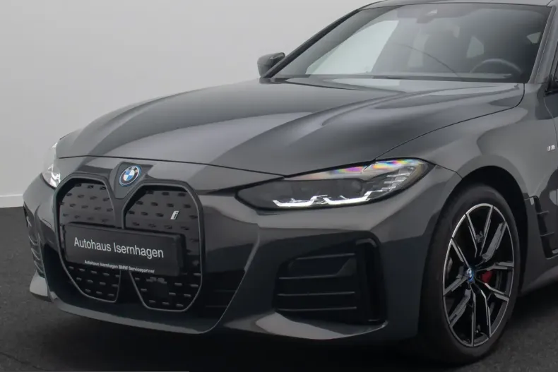 BMW i4 (Seria 4) din 2023 cu 58.700 km - oferta BMW224849 - foto 17