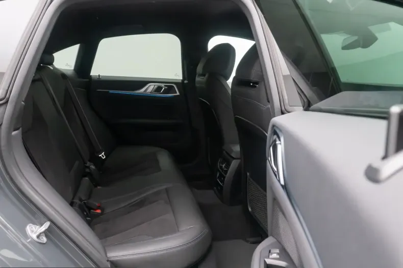 BMW i4 (Seria 4) din 2023 cu 58.700 km - oferta BMW224849 - foto 26