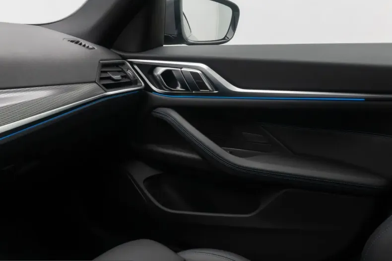 BMW i4 (Seria 4) din 2023 cu 58.700 km - oferta BMW224849 - foto 33