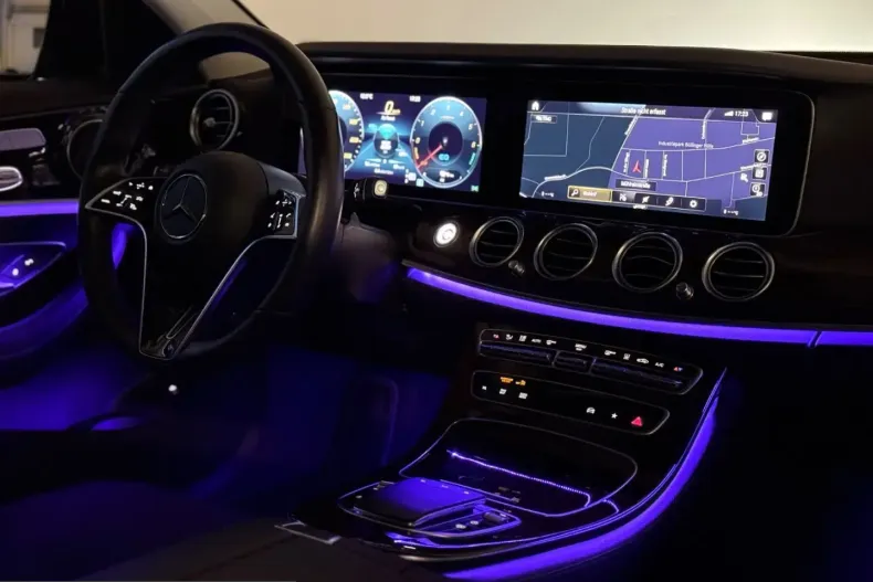 Mercedes-Benz E 300 (Clasa E) din 2022 cu 60.868 km - oferta MER224853 - foto 35