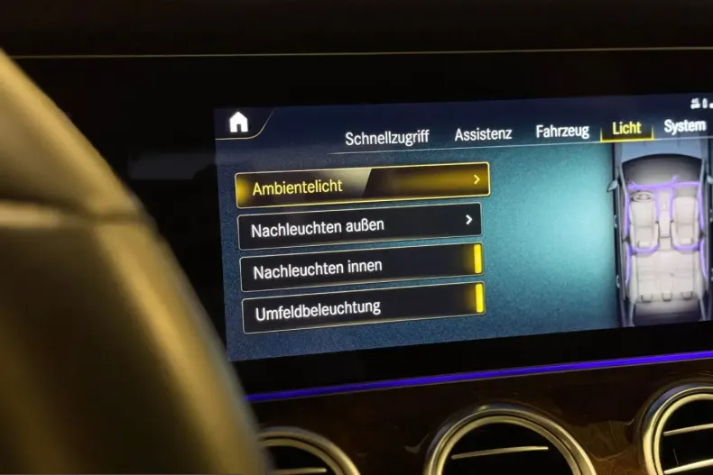 Mercedes-Benz E 300 (Clasa E) din 2022 cu 60.868 km - oferta MER224853 - foto 41