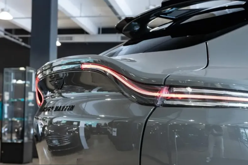 Aston Martin DBX din 2023 cu 28.583 km - oferta AST224860 - foto 8