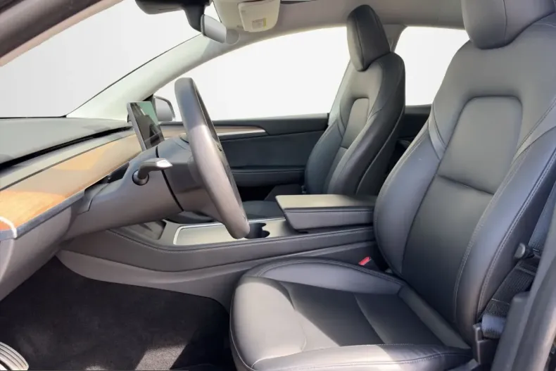 Tesla Model Y din 2022 cu 63.300 km - oferta TES224861 - foto 10