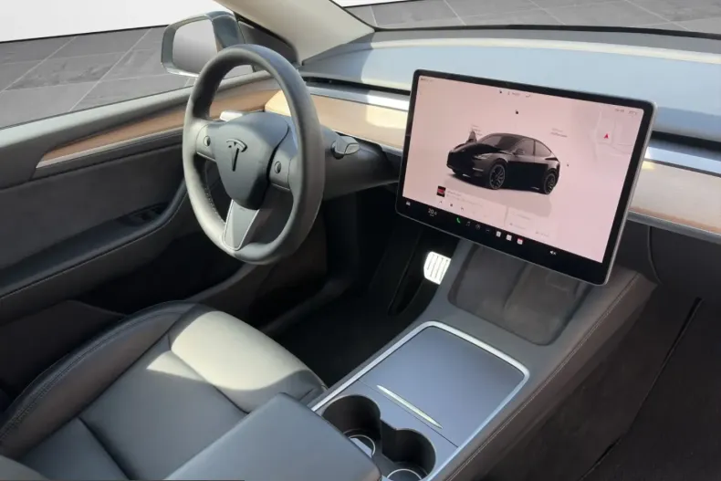 Tesla Model Y din 2022 cu 63.300 km - oferta TES224861 - foto 11