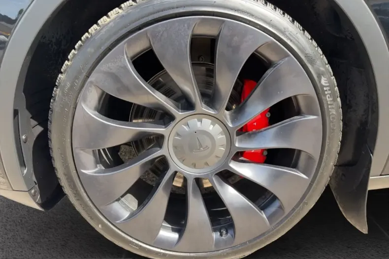 Tesla Model Y din 2022 cu 63.300 km - oferta TES224861 - foto 19