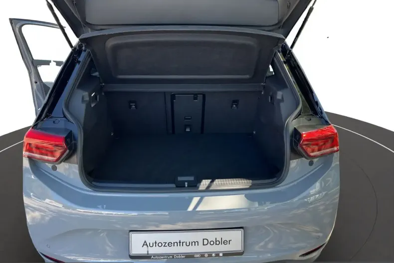 Volkswagen ID.3 din 2024 cu 27.600 km - oferta VOL224862 - foto 19
